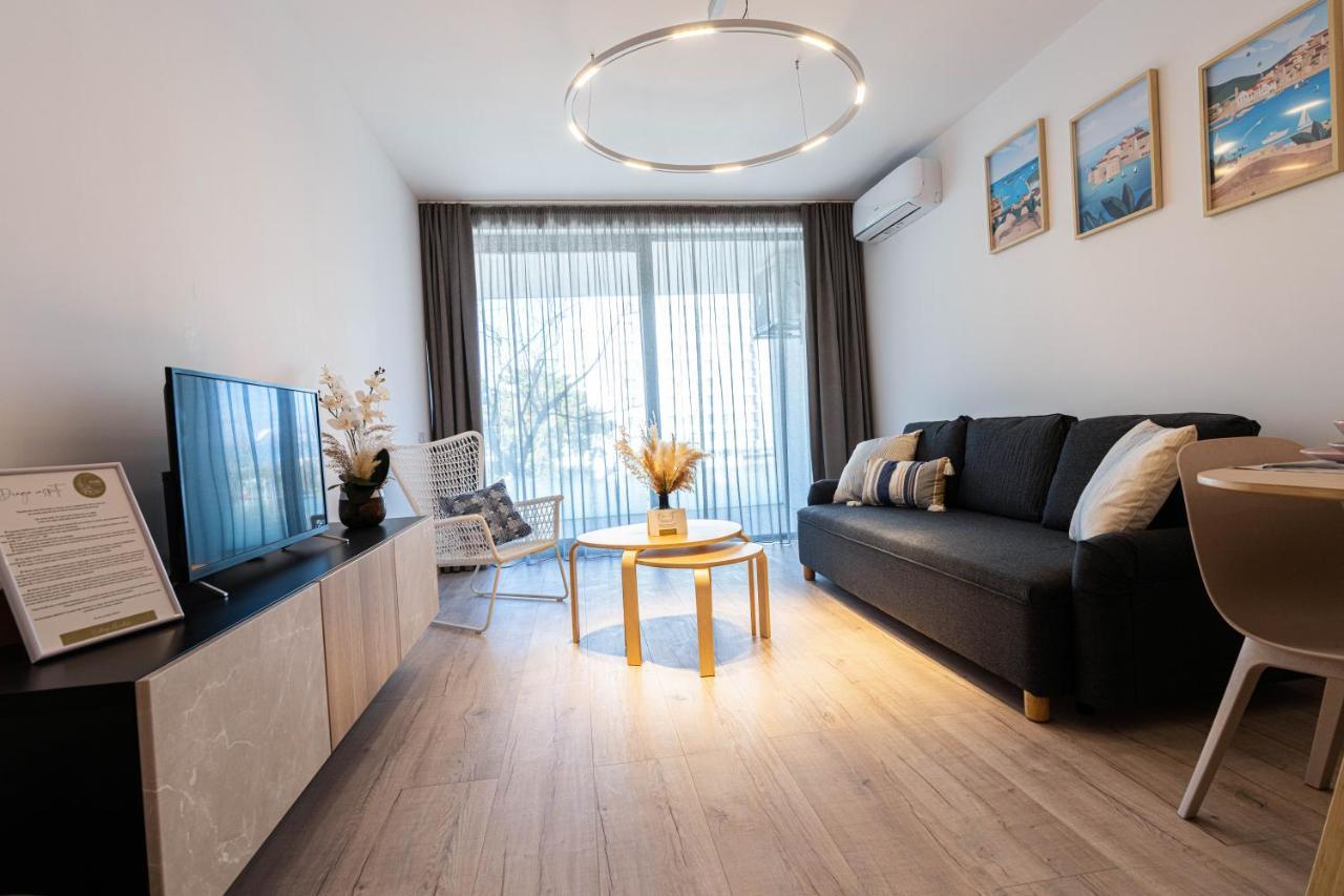 Amaris Apart-hotel, Situat Pe Faleza Din Nord, La 2 Pasi De Plaja, Complet Utilate Hotel de apartamente Eforie Nord